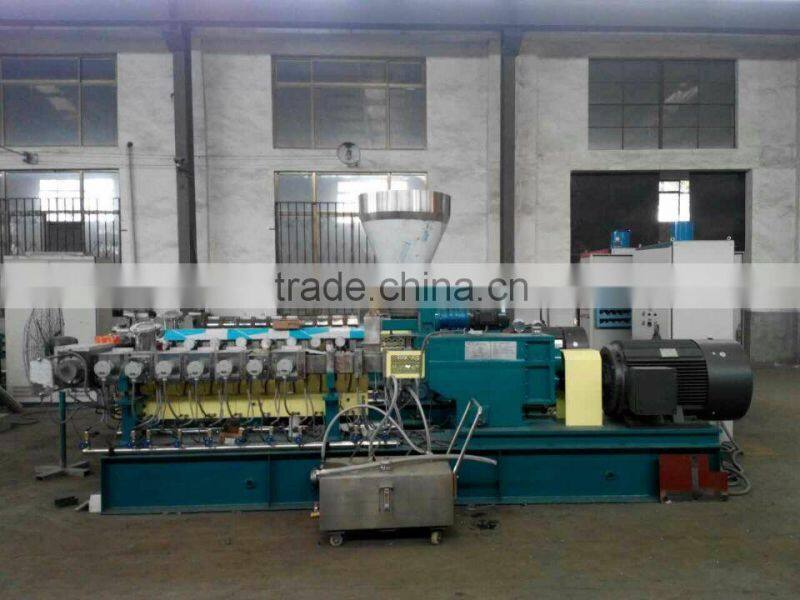 High-torque twin-screw granulator