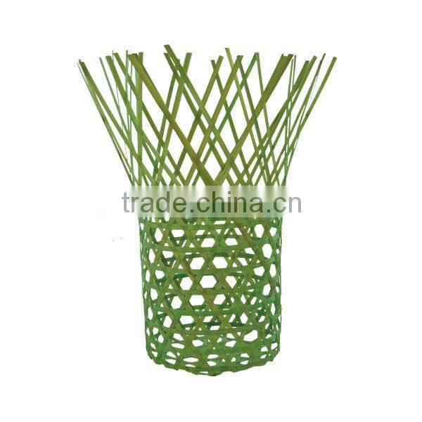 2014 Small round bamboo basket with decorations