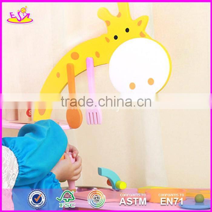 2017 new design giraffe preschool toy wooden children play kitchen W10C234