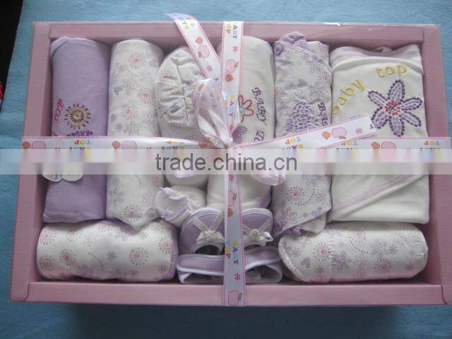 New Born Baby 10pcs Gift Set Clothes Soft Fabric Unisex Baby Girls Clothes