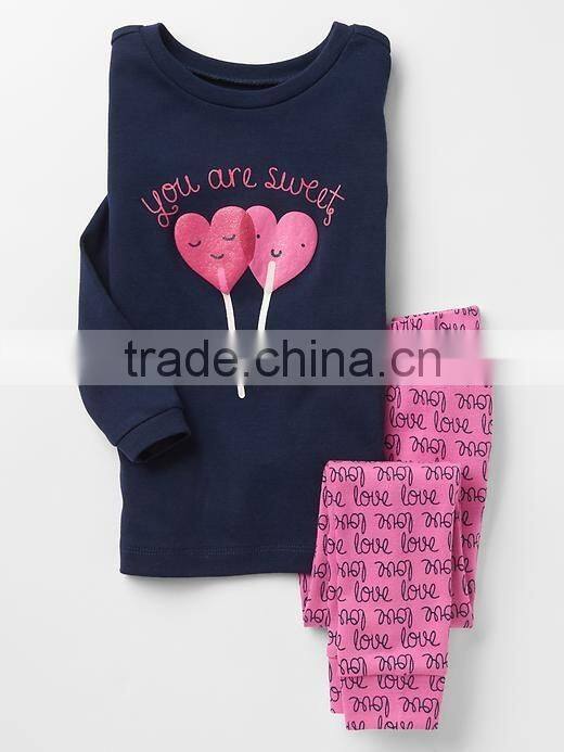 Love printed girls pajamas