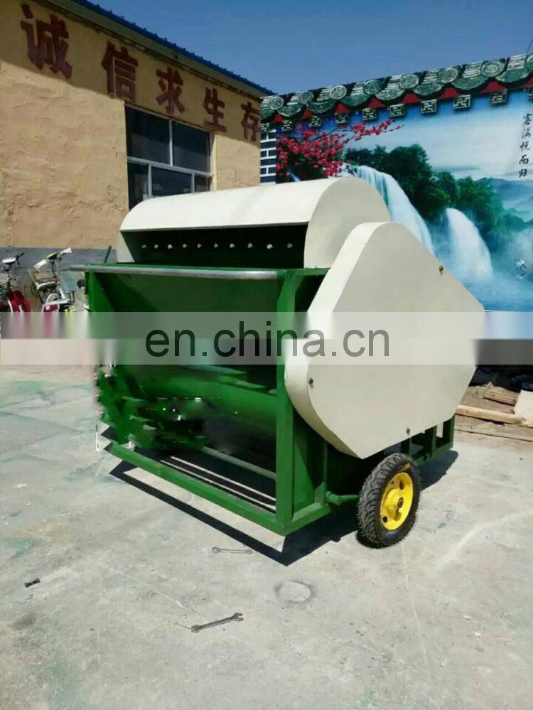 High efficient fresh soybeans pods picking machine/diesel green bean picking machine