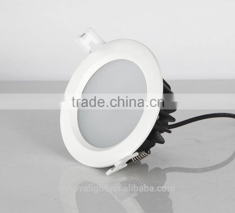 INNOVALIGHT High Lumen Round Square Shape IP65 LED Down Lighting