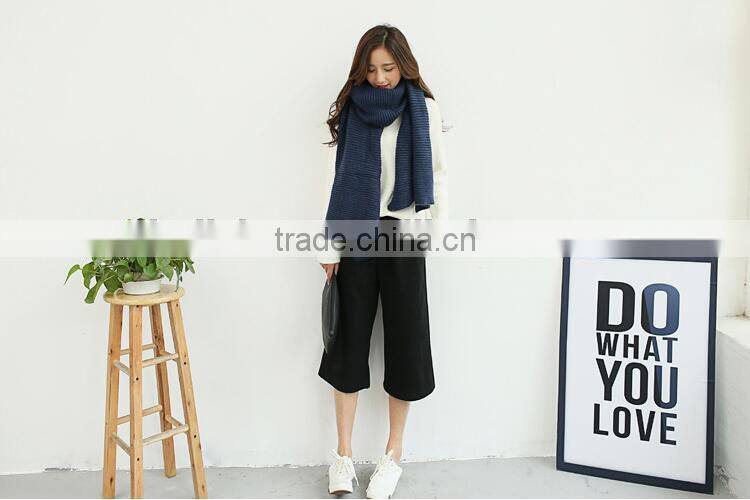 New Design Korean Young Lady Fashion Stripe Knitted Woolen Scarf