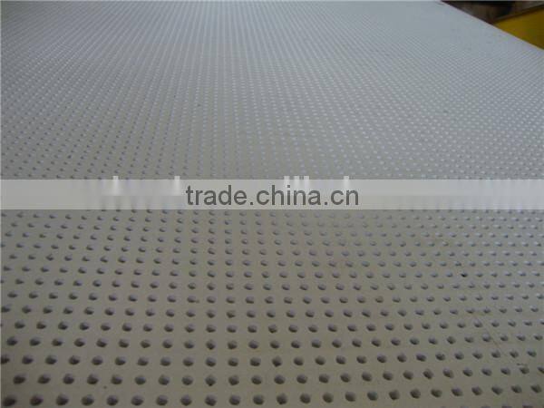 perforated plasterboard with round hole