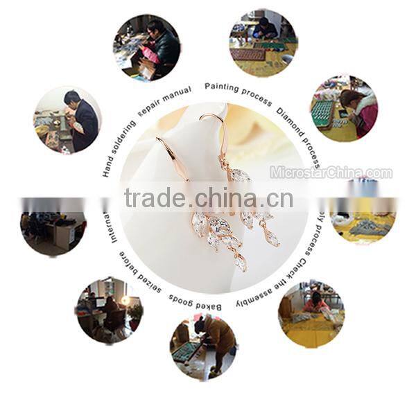 Fashion 18K Gold Diamond Wedding Earring