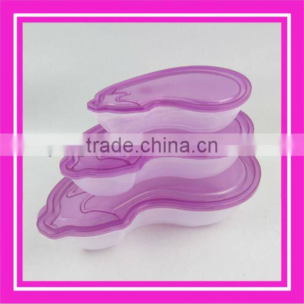 lunch box with knife and fork