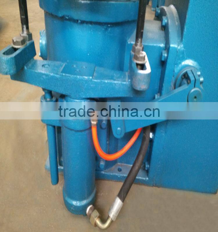 China Jolt squeeze metal molding machine