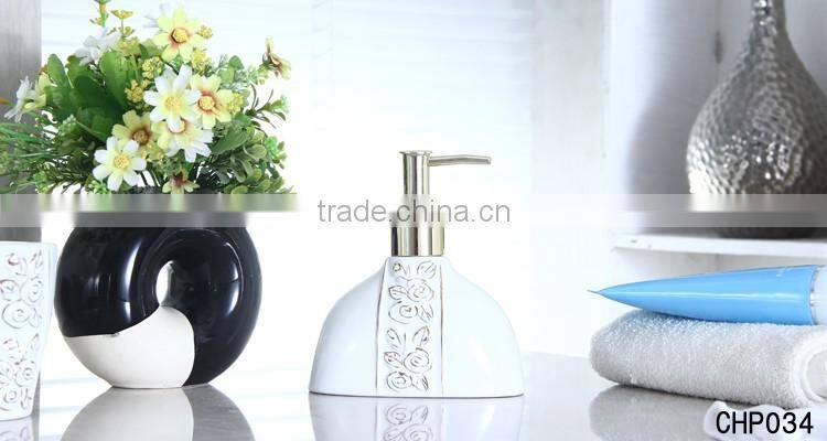 New bathroom plastic golden liquid soap pump