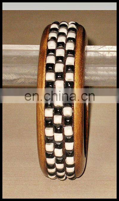 Vintage Design Wood Brass Inlay Bangles Set