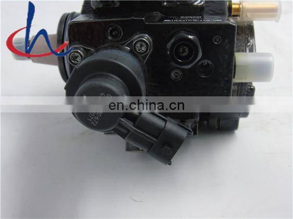 ISF2.8 diesel engine parts fuel pump 4990601 for Tunland truck
