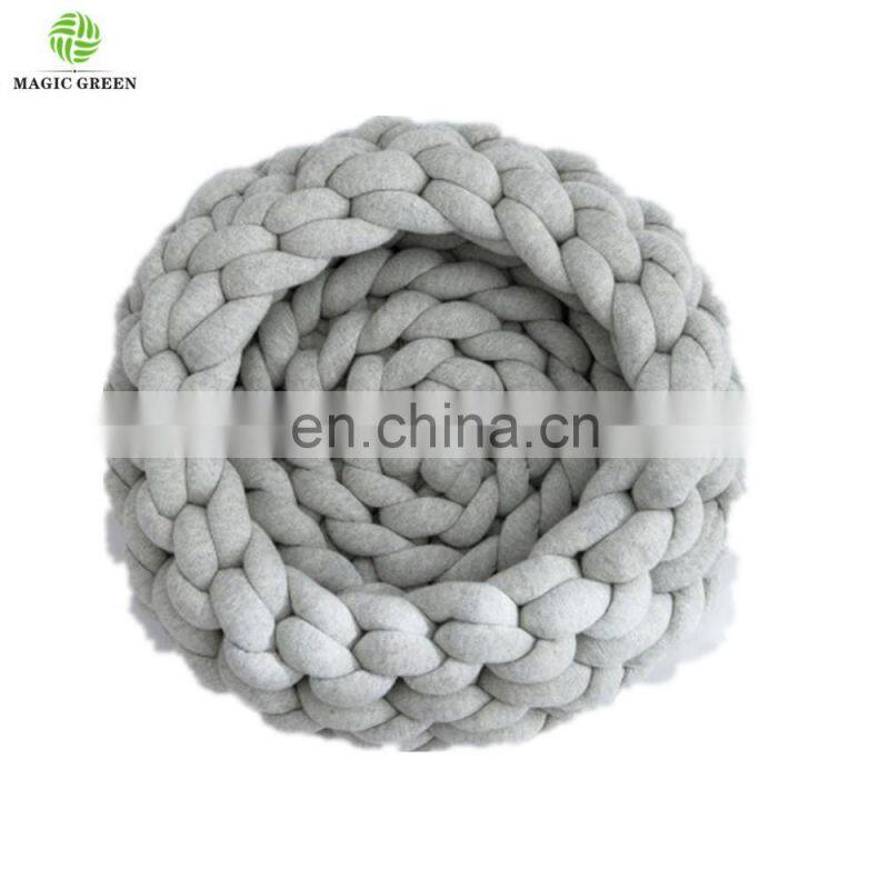 12 colors stock 100% COTTON SEAMLESS D2-3cm machine washable roving yarn filled tube braid hand knit pet plaid house bed