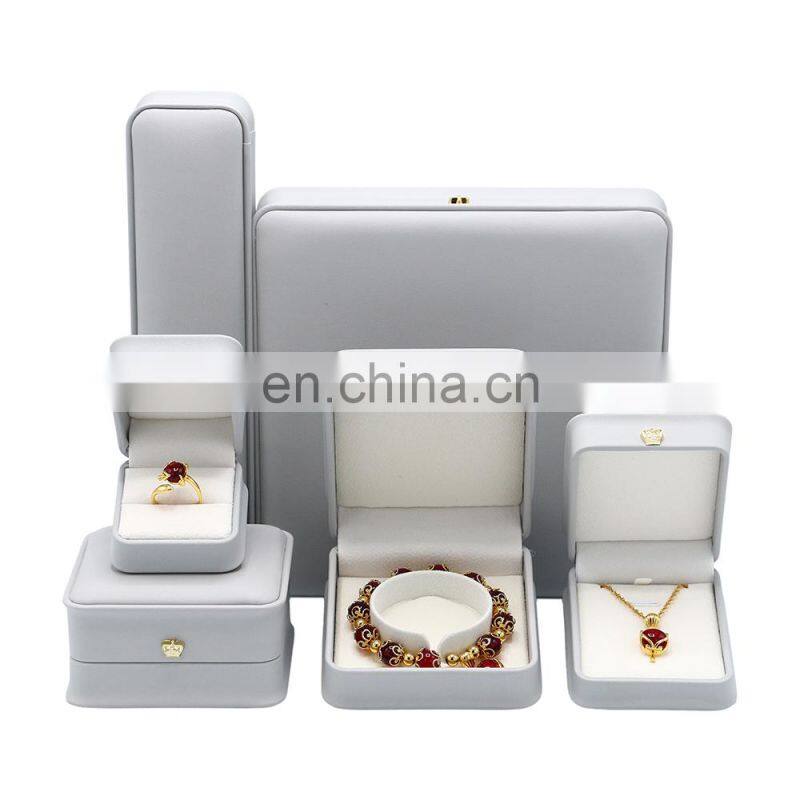 jewelry packaging box portable travel box custom logo long chain box