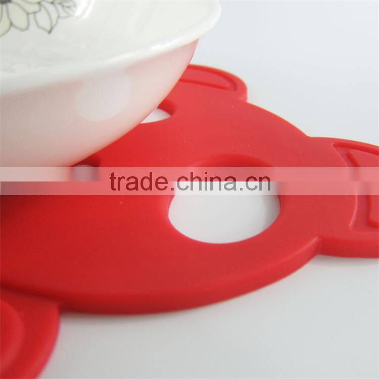 Wholesaler silicone cup mat silicone cute shape coaster