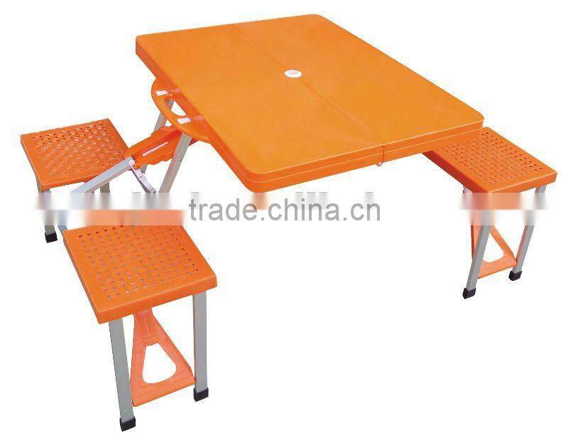 Outdoor Plastic Folding Table