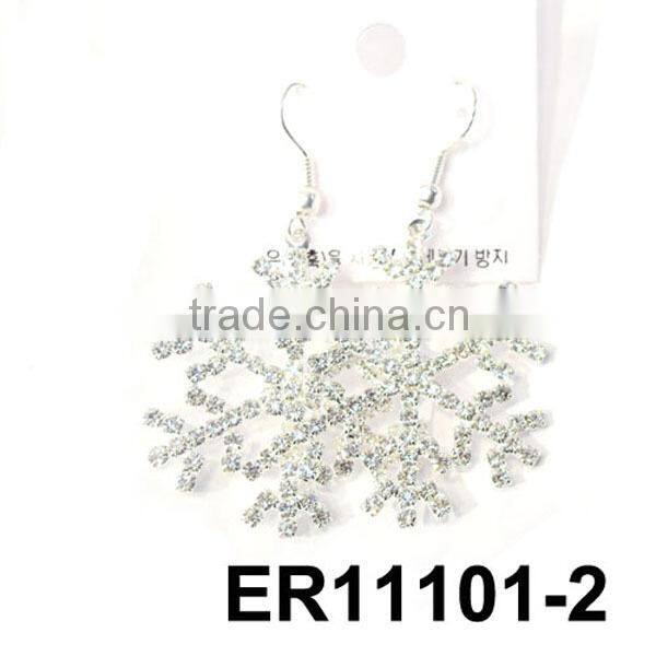 wholesale ladies glitter rhinestone prong studs