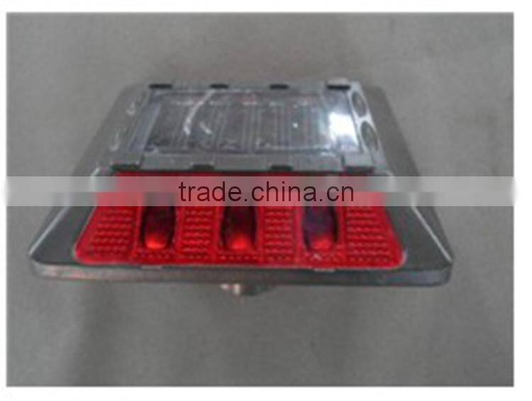 High Standard 2015 Hot Selling With Custom Printed Logo Metal Road Studs