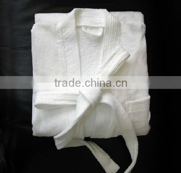 hotel white cotton robe