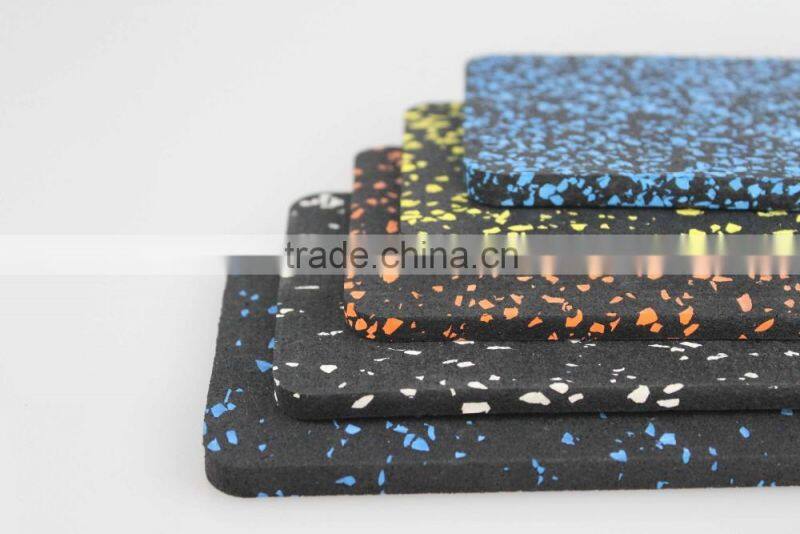 Qingdao 7king good quality anti slip and anti fatigue interlock treadmill usage rubber tile