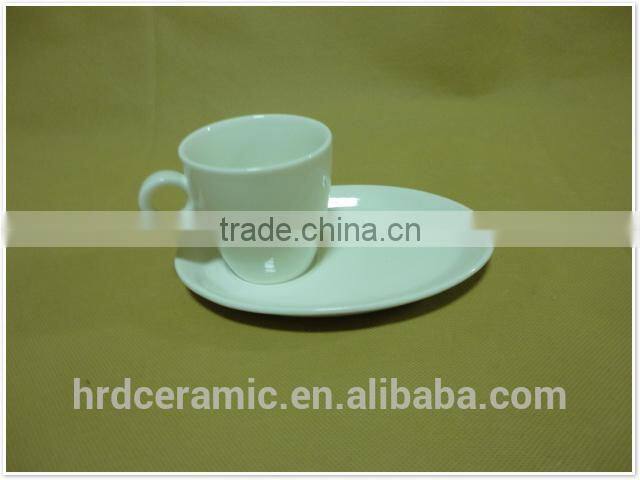 wholesale 2014 promotion ceramic tea cup&saucer