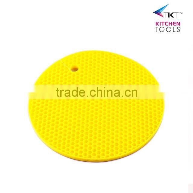 apple shaped silicone pot mat plate pad plate holder pan holder