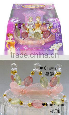 plastic toy crowns tiara