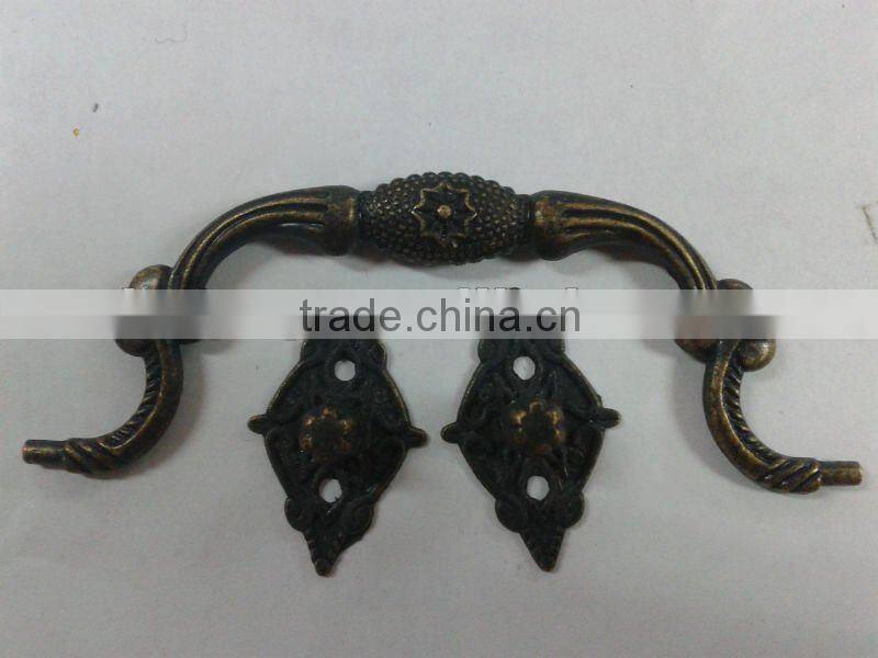 Furniture handle