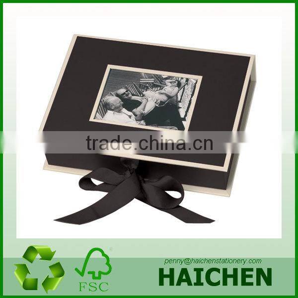 colour assorted 5x7 photo boxes