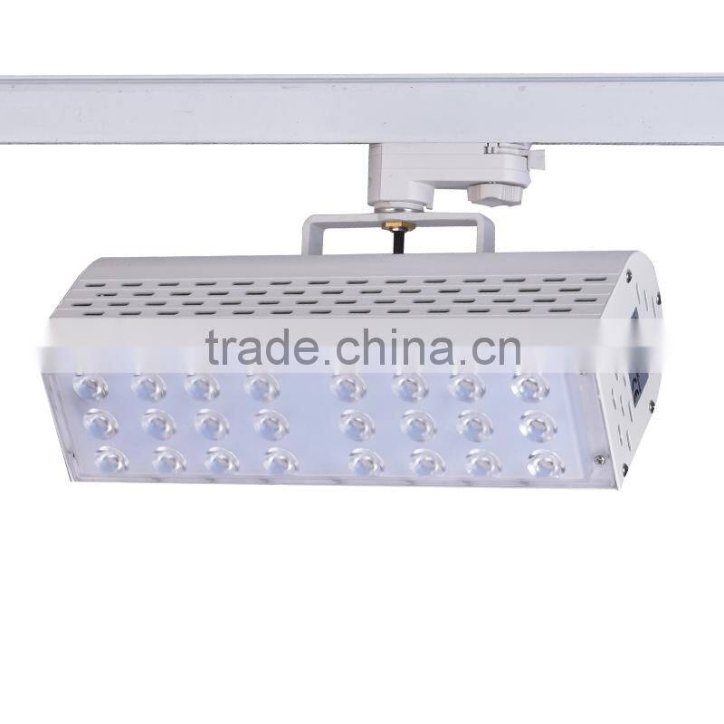 High Quality Design Patented Anti-glare Lens High lumen Indoor Lighting 30w LED Track Light LED Shop Store Light