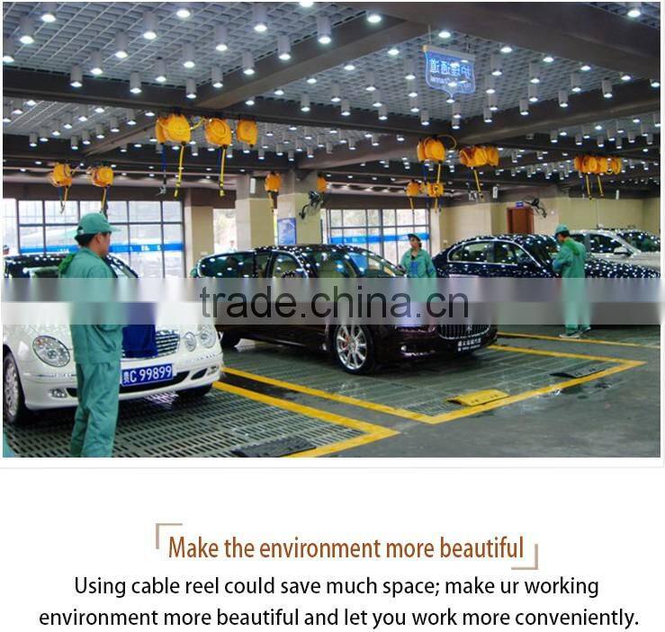 China Durable 6Mself-retracting spring loaded 220v cable cord reel retractable