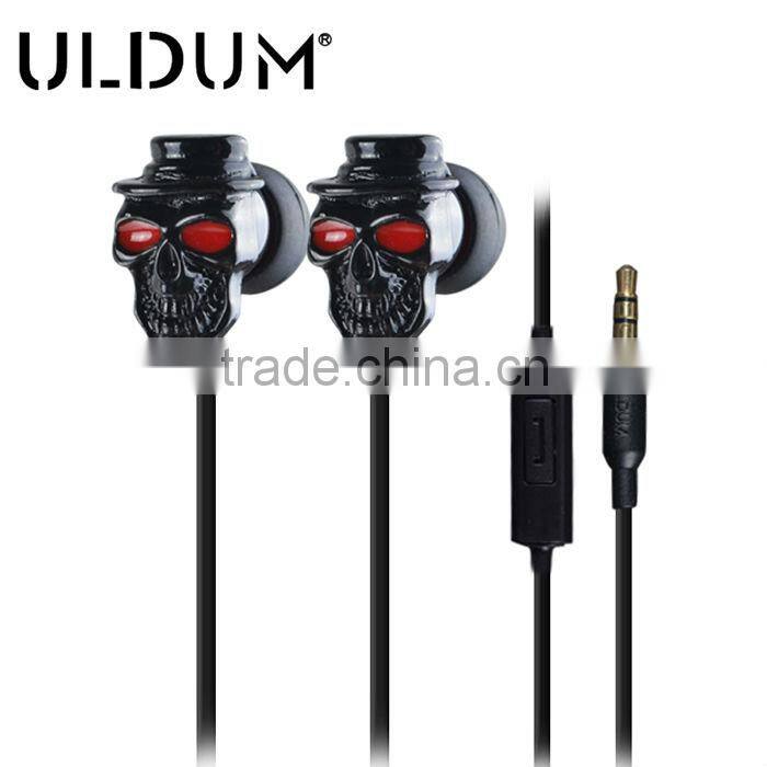 High quality earpiece earphone with best packing skull shaped earphones music earbuds