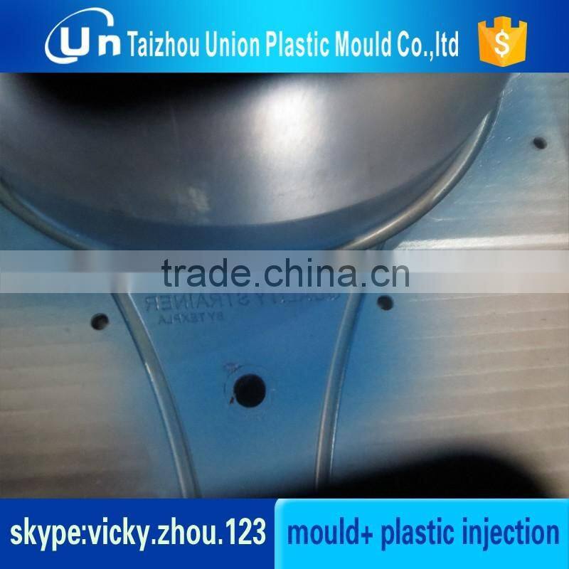 rich experience in making plastic strainer mould