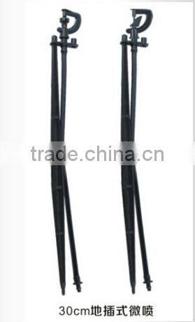 Plastic water spray nozzle for irrigation