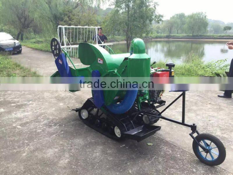 Professional mini combine harvester