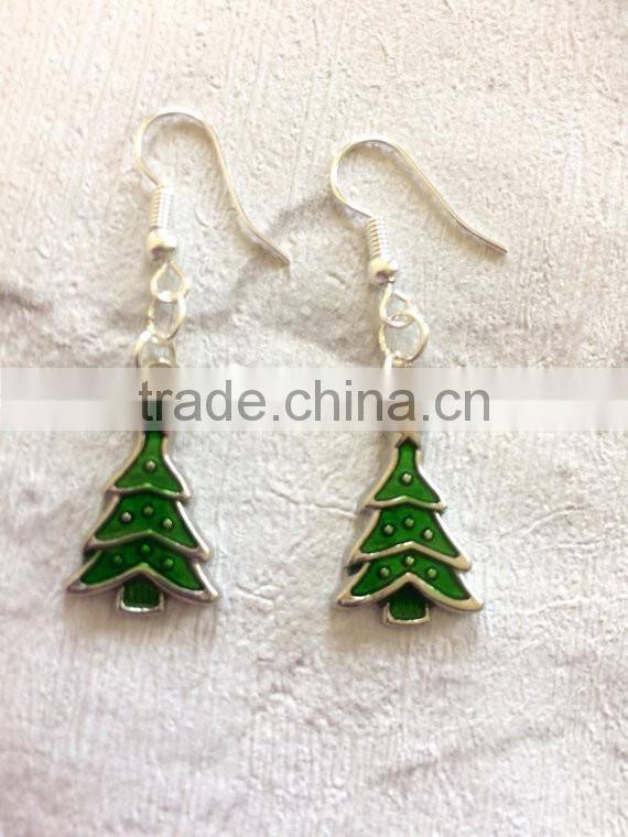 Novelty Christmas Earrings, Tree earrings, Christmas Tree Earrings