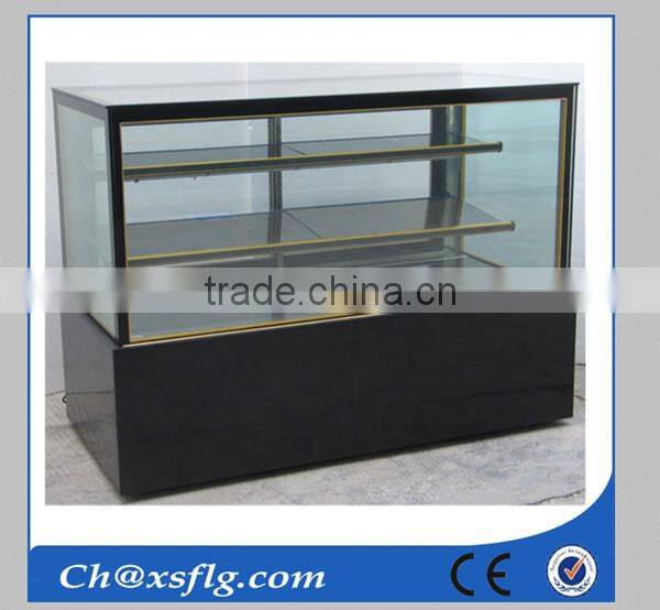 acrylic cake display