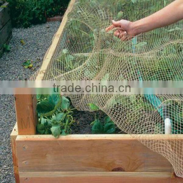 Farm bird preventing net