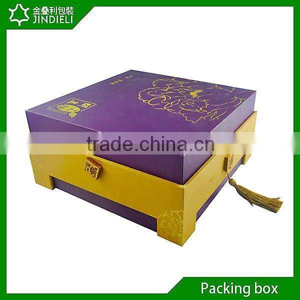 Fringed chinese wooden tea box with magnetic closure
