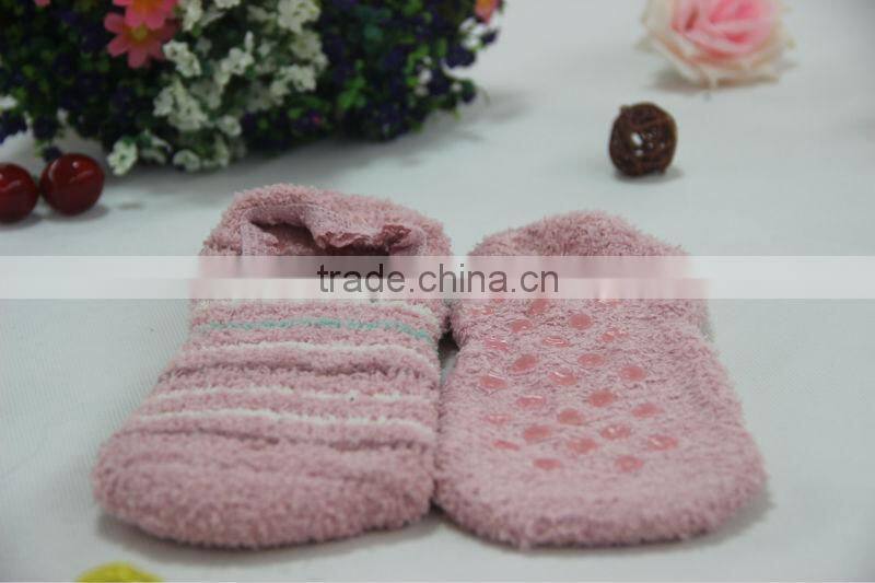 Lady microfiber low cut ankle socks room socks