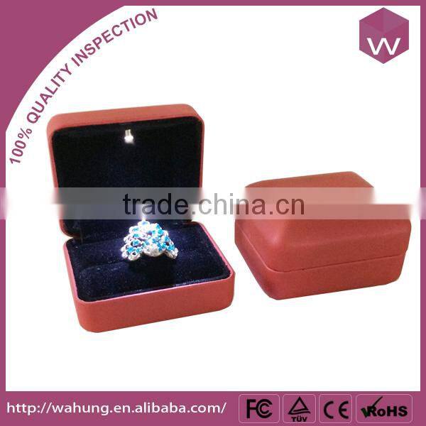 New romantic metal jewelry ring present box with LED light