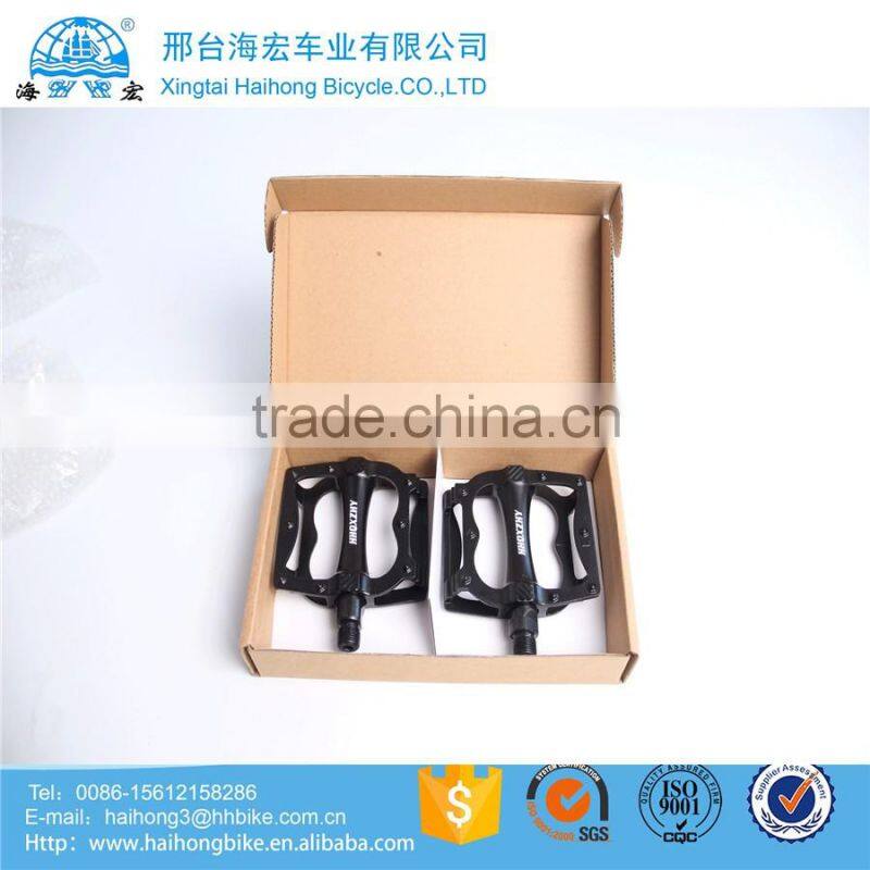 Black plastic MTB bicycle pedal /road bicycle pedal / bicycle parts