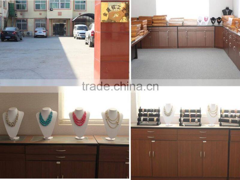 Hot selling cheap custom rhodium crystal ring wholesale, red diamond rings for women