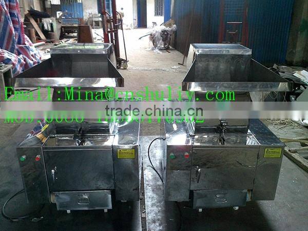Bone crusher machine used for sausage,stainless steel bone smasher machine applied to food ingredient