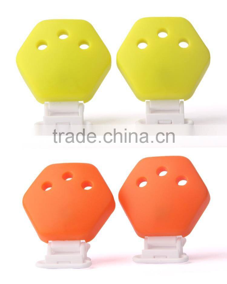 New design colorful hexagon baby pacifier chain clamp silicone gel