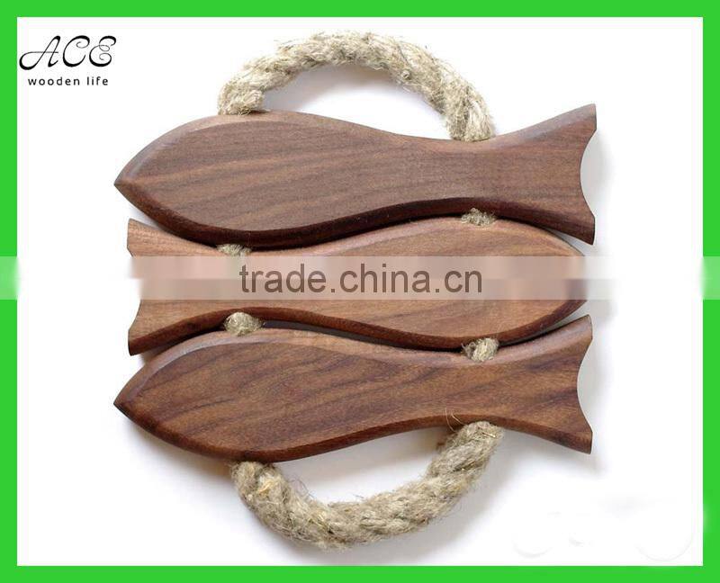 Fish shape wooden coasters