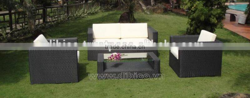 New Style Fashion Outdoor Garden PE Rattan Sofa