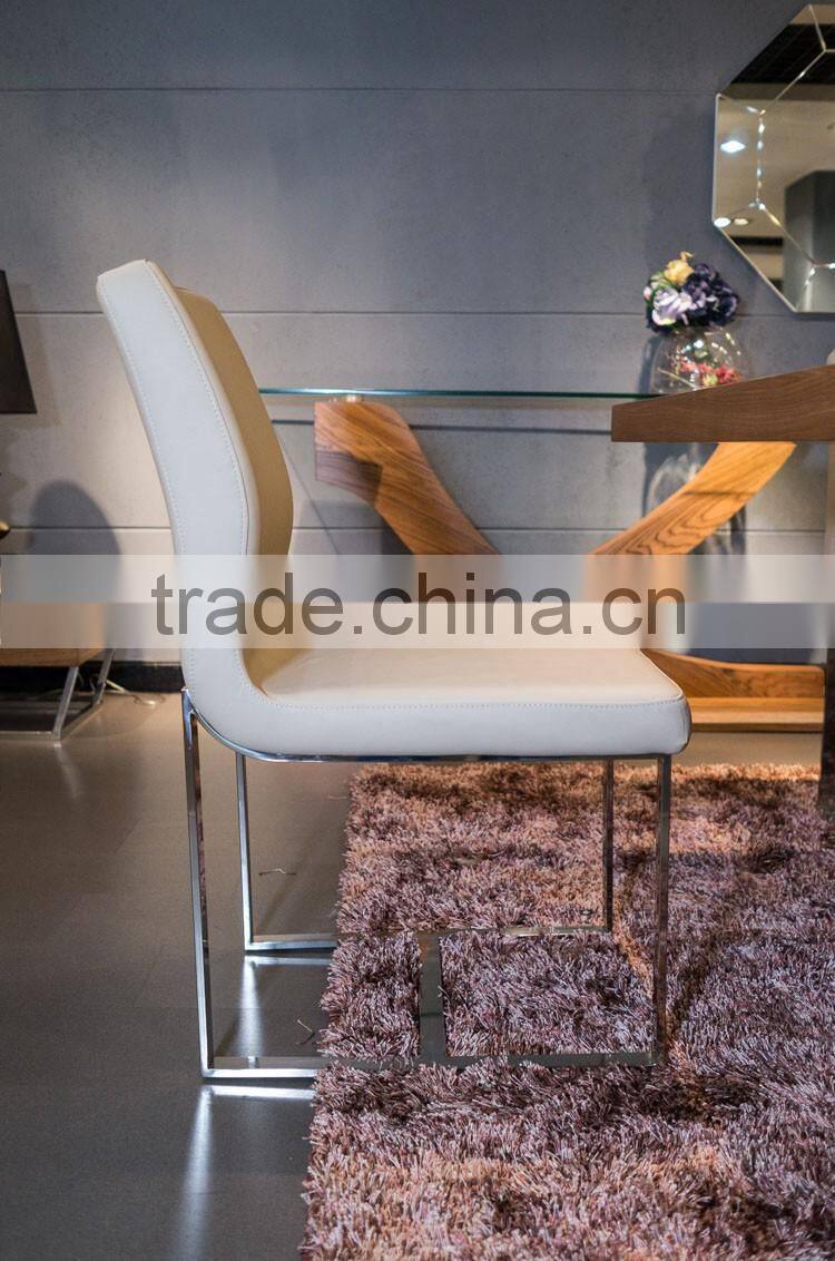 Simple Design Metal Upholstered PU Dining Chair N6261