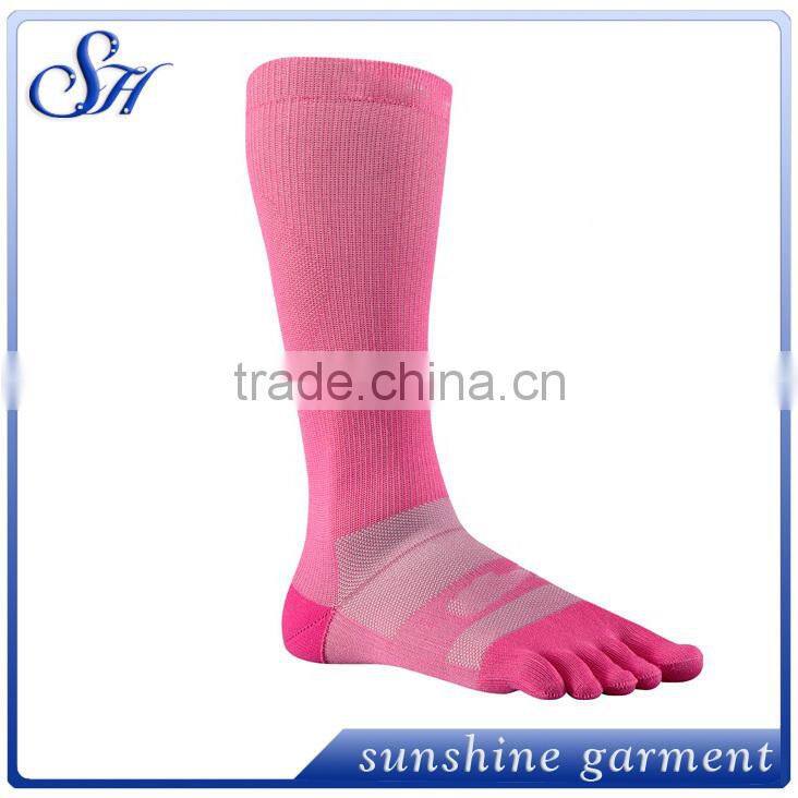 Yiwu agent trading agent in China for socks