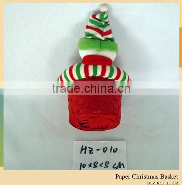 Handmade ortwort small paper basket for Christmas