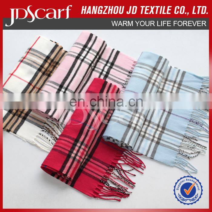 Alibaba supply Women Autumn Winter fashion acrylic scarf